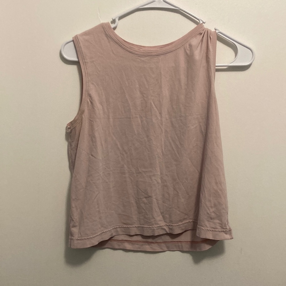 Lululemon tank- cropped